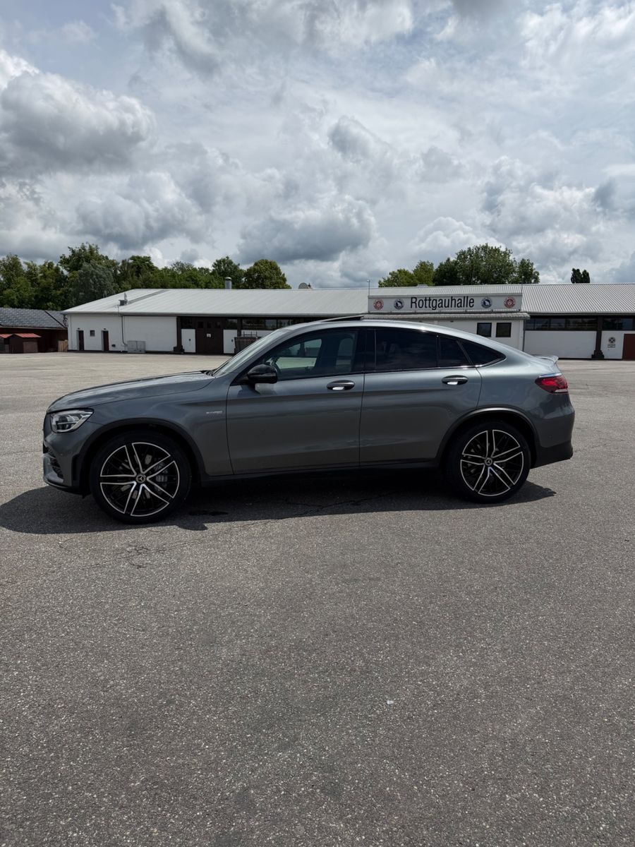MERCEDES-BENZ GLC 43 AMG Mercedes-AMG GLC 43 4MATIC Coupé ...