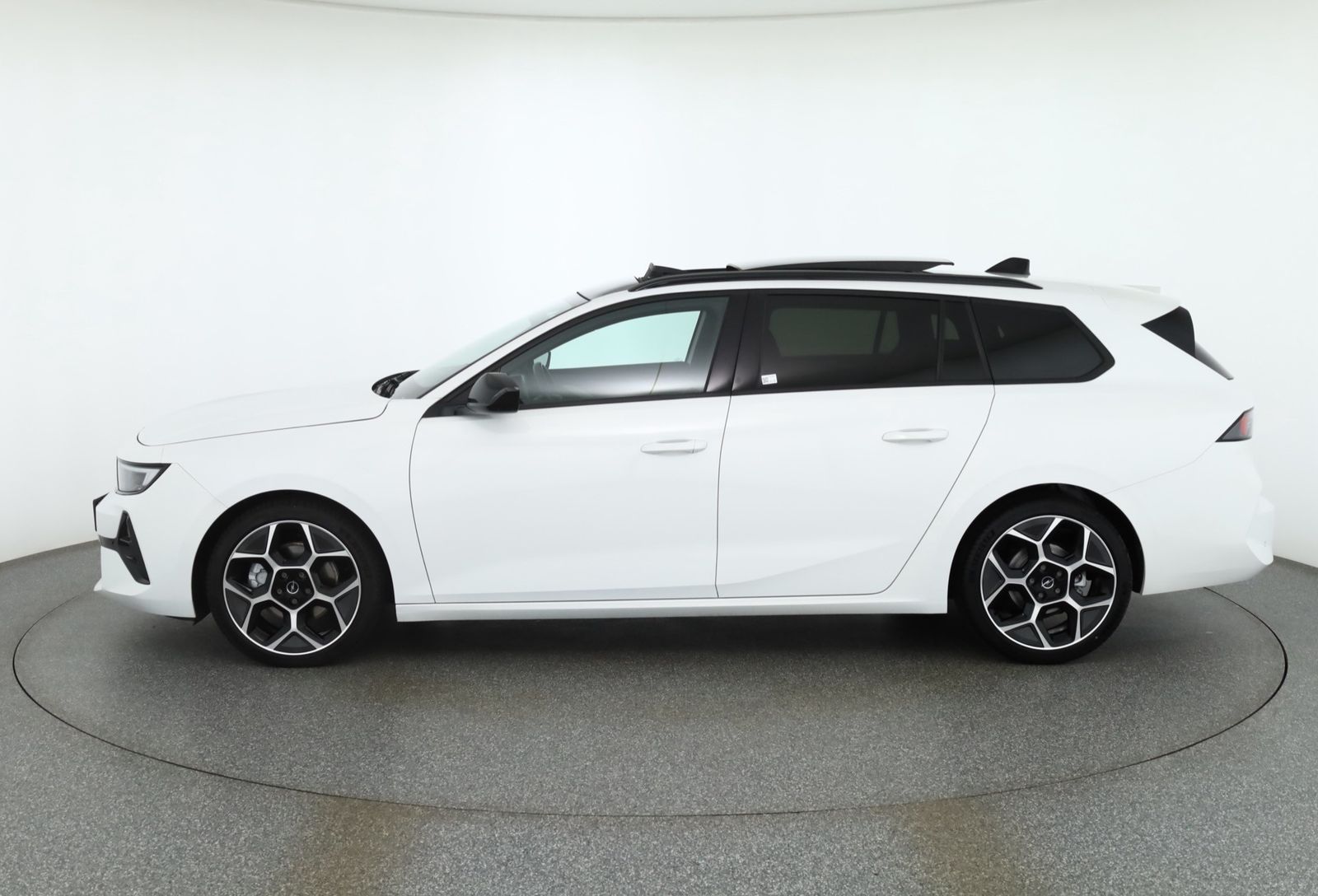 Opel Astra L ST 1.2 Ultimate Panorama Head-Up 360° imagem 2