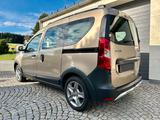 Dacia Dokker Blue dCi 95 Stepway Plus, 1. Hd., Scheckh - Dacia Dokker Stepway mit Diesel-Antrieb