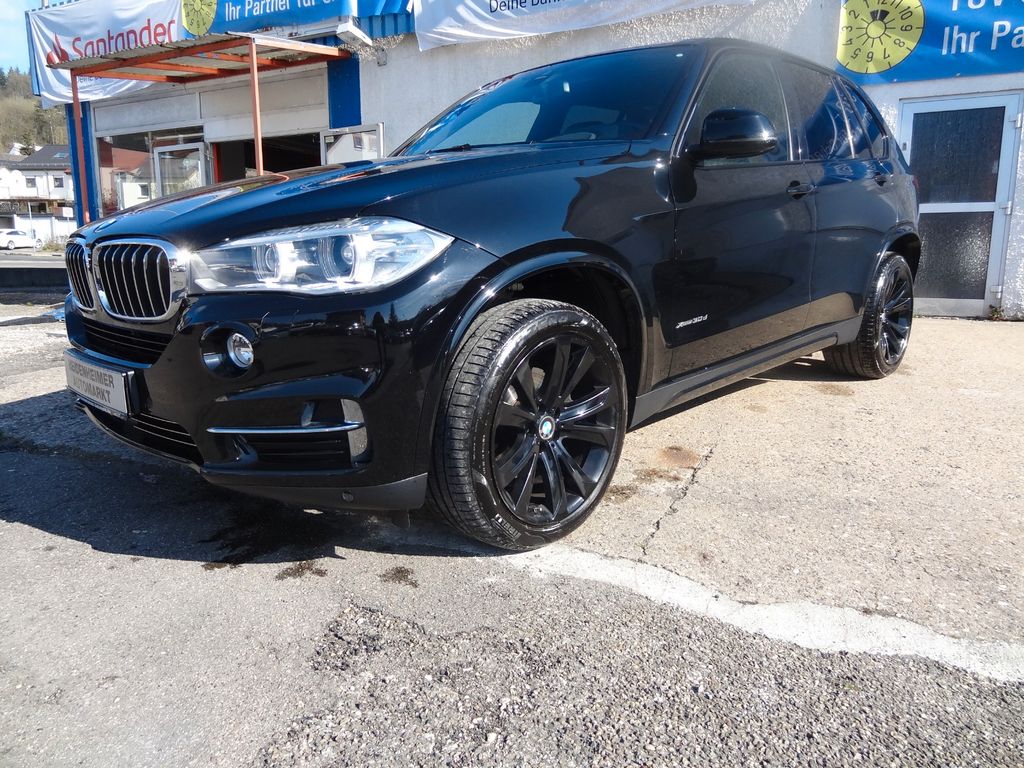BMW X5 xDrive 30d/Mega-Optik/HUD/AHK/2.Hd/20-Zoll/