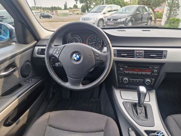 BMW 320 - 8
