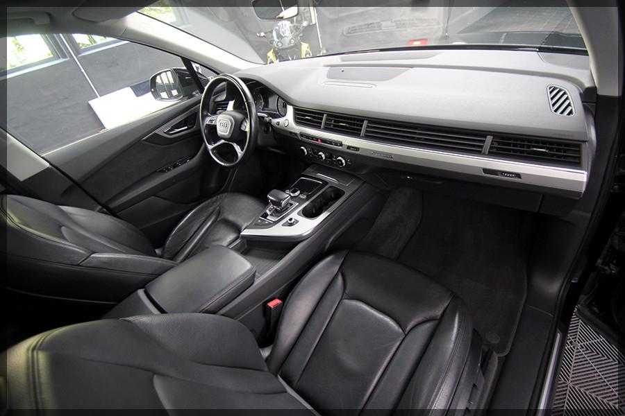 Audi Q7 3.0 TDI quattro tiptronic PANO / CAM / PDC