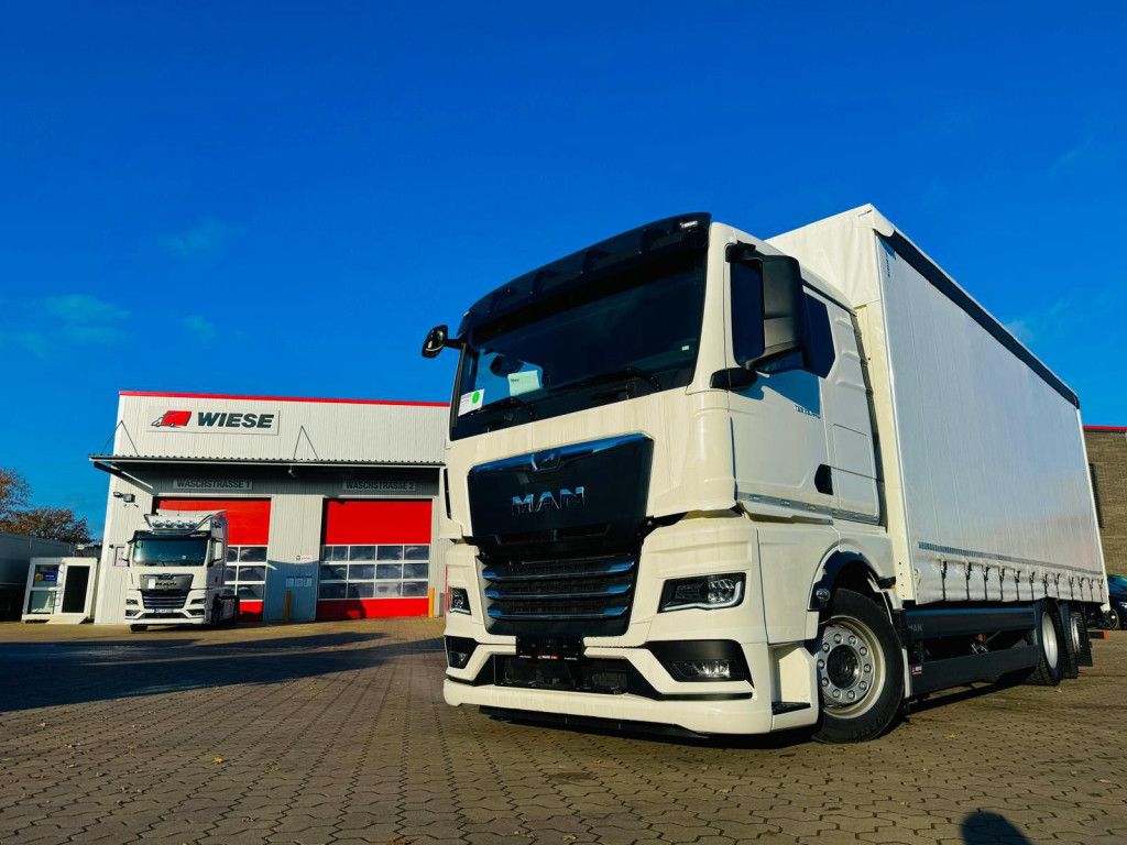 Fahrzeugabbildung MAN TGX 26.440 6x2 LL Schwerlast Ladebordwand/Rampe