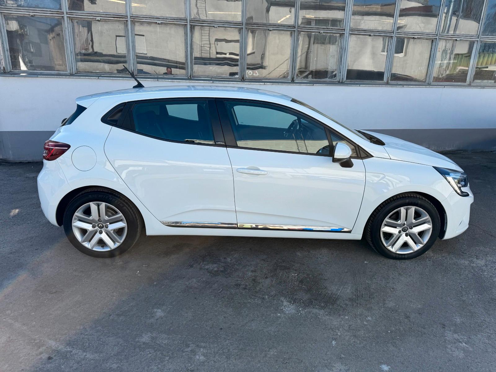 Renault Clio 1.6 E-Tech 140ch Business