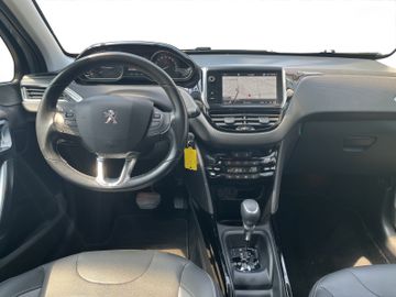 Peugeot 2008 Allure PT 110 Navi+PDC+Carplay+LM+Allwetter