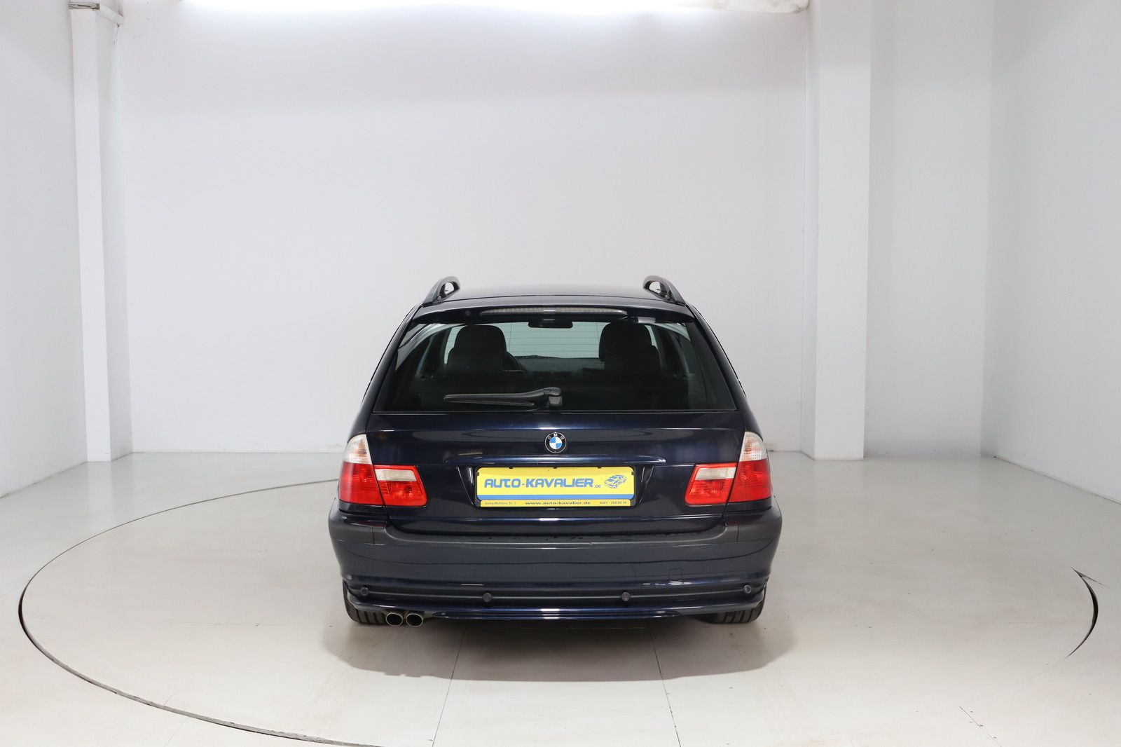 Fahrzeugabbildung BMW 320 i * Xenon * Leder * Sitzhzg. PDC