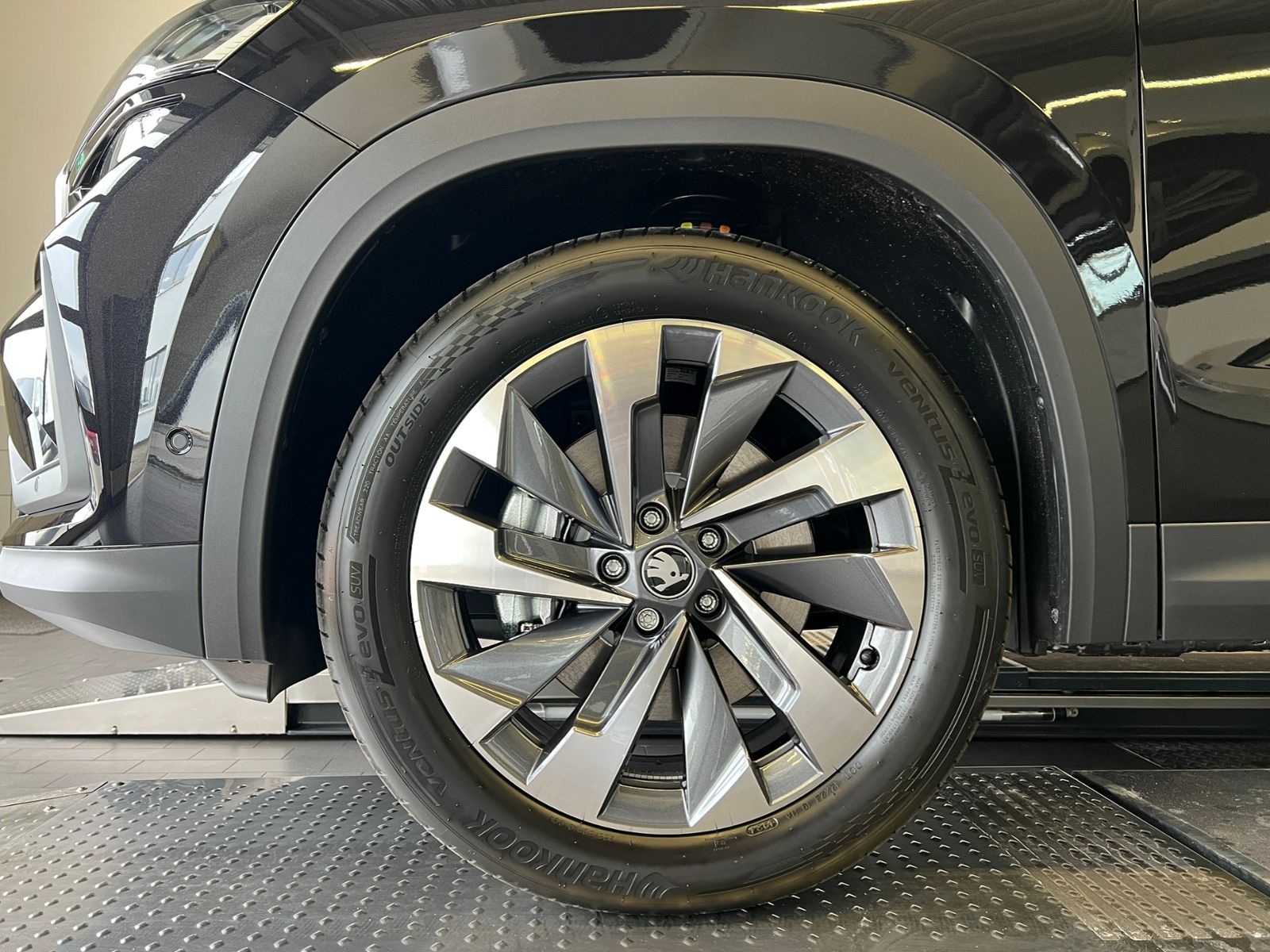 Fahrzeugabbildung SKODA Kodiaq Selection 2.0 TDI DSG *AHK, LED, Komfortp