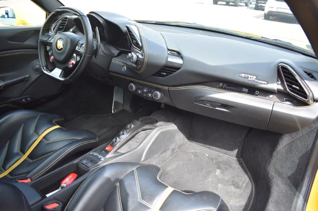 Fahrzeugabbildung Ferrari 488 Spider*Lift*NAV*Racing*RFK*MWST