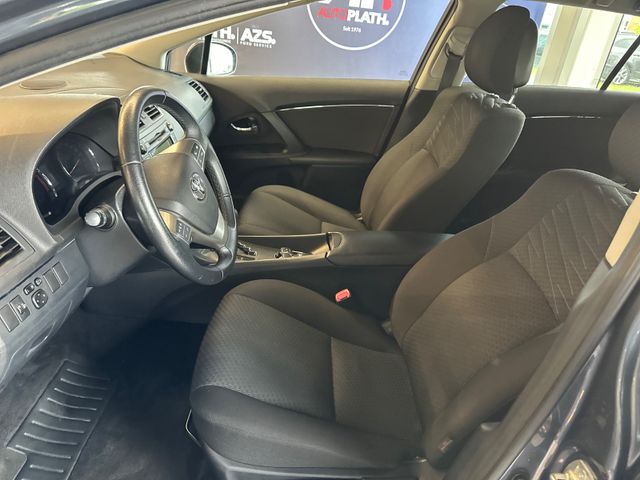 Toyota Avensis Kombi Executive Automatik