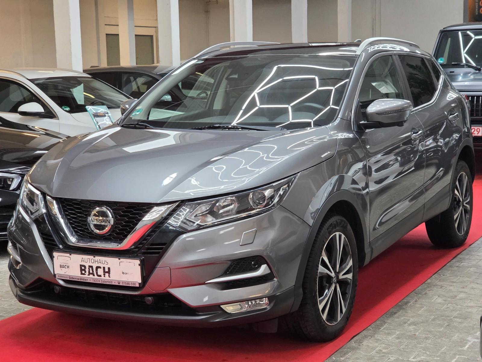Nissan Qashqai N-Connecta 4x4*TÜV NEU*PANO.*SCHECKHEFT*
