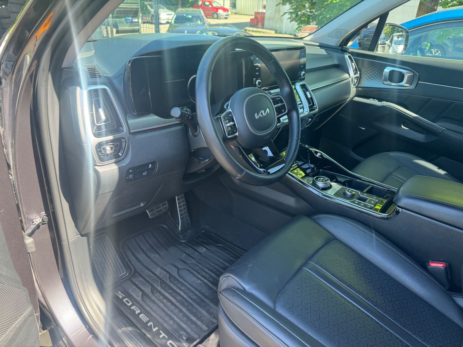 Fahrzeugabbildung Kia Sorento Platinum 4WD LED+ACC+BOSE+NAVI
