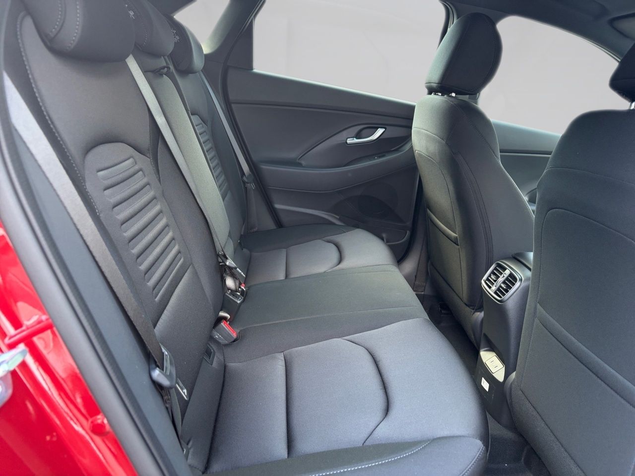 Fahrzeugabbildung Hyundai i30 TREND 2xKlima ACC AUT DynLicht Kam. KeyLess