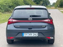 Fahrzeugabbildung Hyundai i20 1.0 T-GDI  Connect & Go *Navi*Sitzhzg*BOSE*