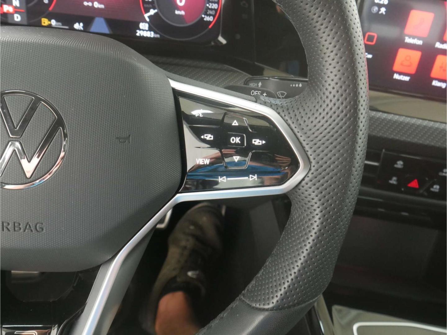 Volkswagen Golf 2.0 TSI 4Motion R-Line DSG LED/App-Connect, миниатюра 12