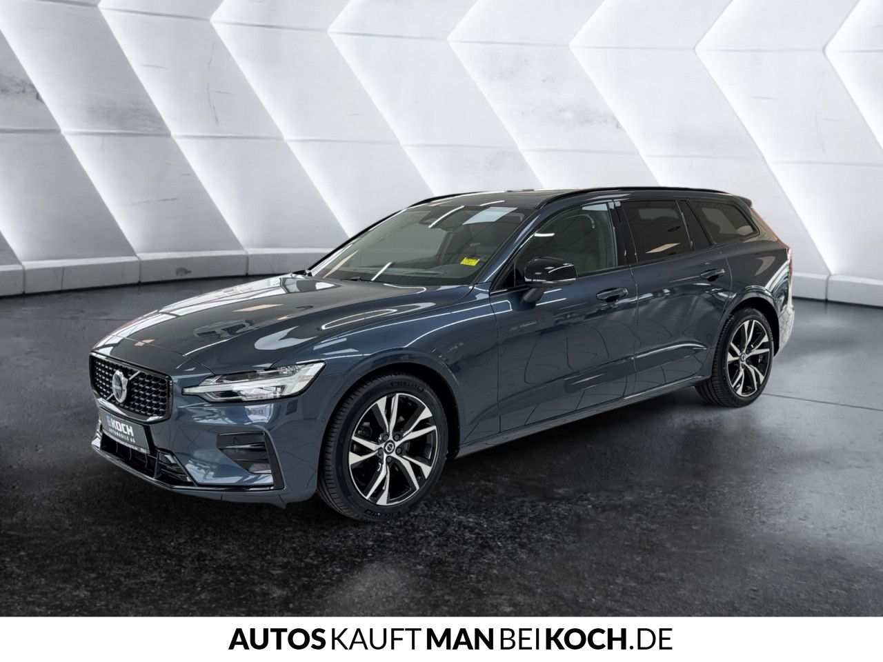 Volvo V60 B4 Plus Dark HUD 360° ACC BLIS H&K PANO imagem 3