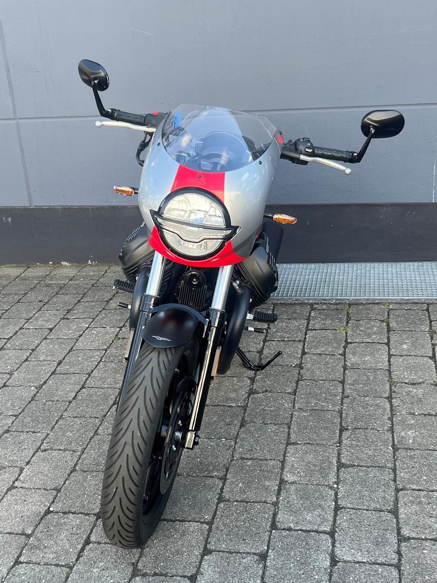 Moto Guzzi V7 Stone Corsa