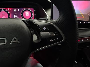 Fahrzeugverkauf 17 Skoda Octavia Combi 1.5 TSI Sportline Matrix AHK