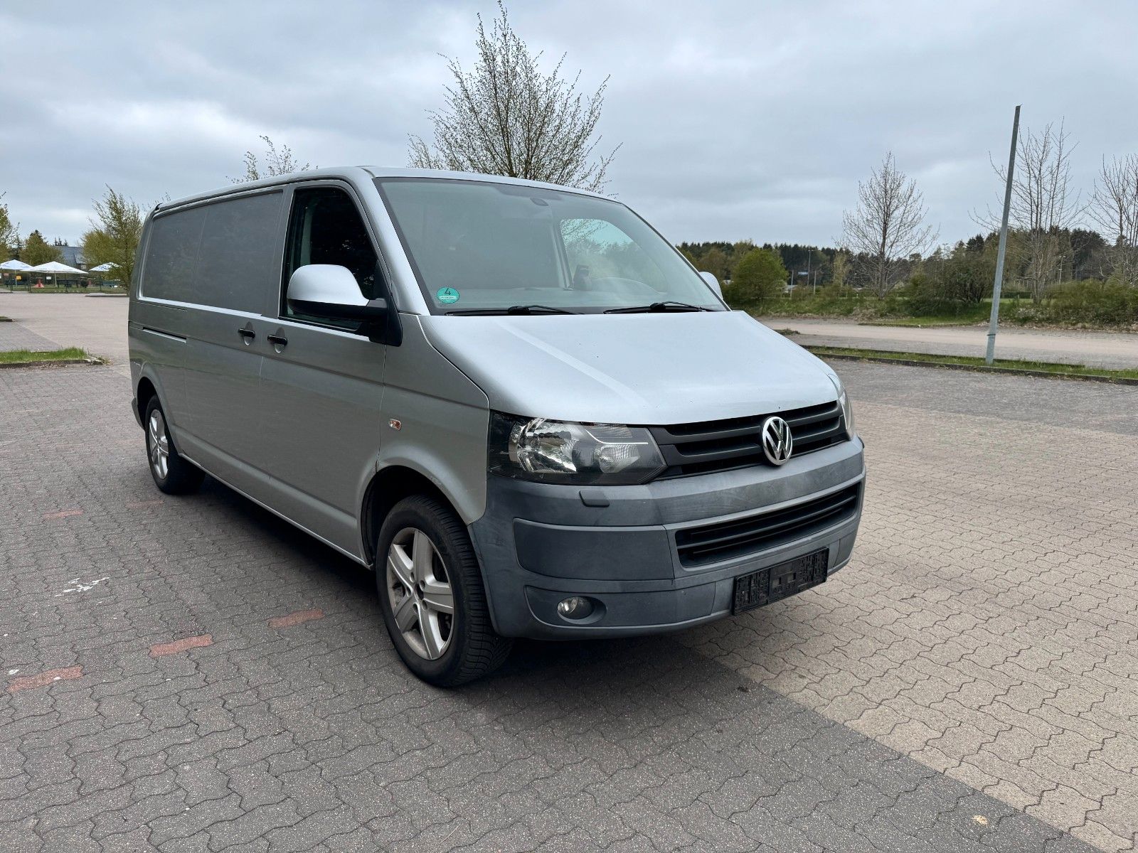 Volkswagen Volkswagen T5 Transporter Kasten-Kombi Kasten lang