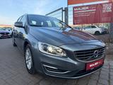 Volvo V60 Kombi Summum*SENSUSSound*LEDER*AT*PDC*LED - Volvo V60 Summum mit Diesel-Antrieb