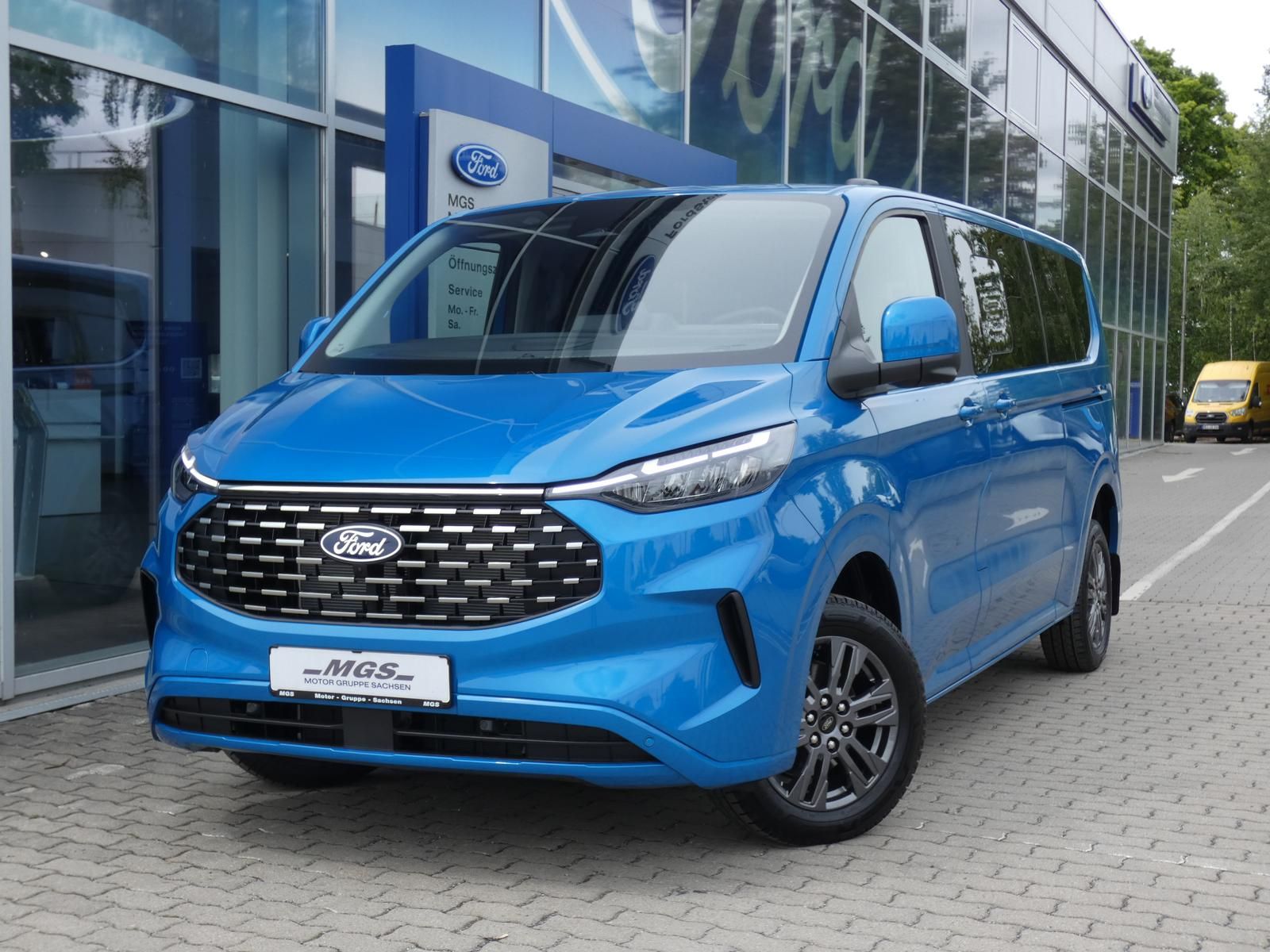 Ford Tourneo Custom - Bild 2
