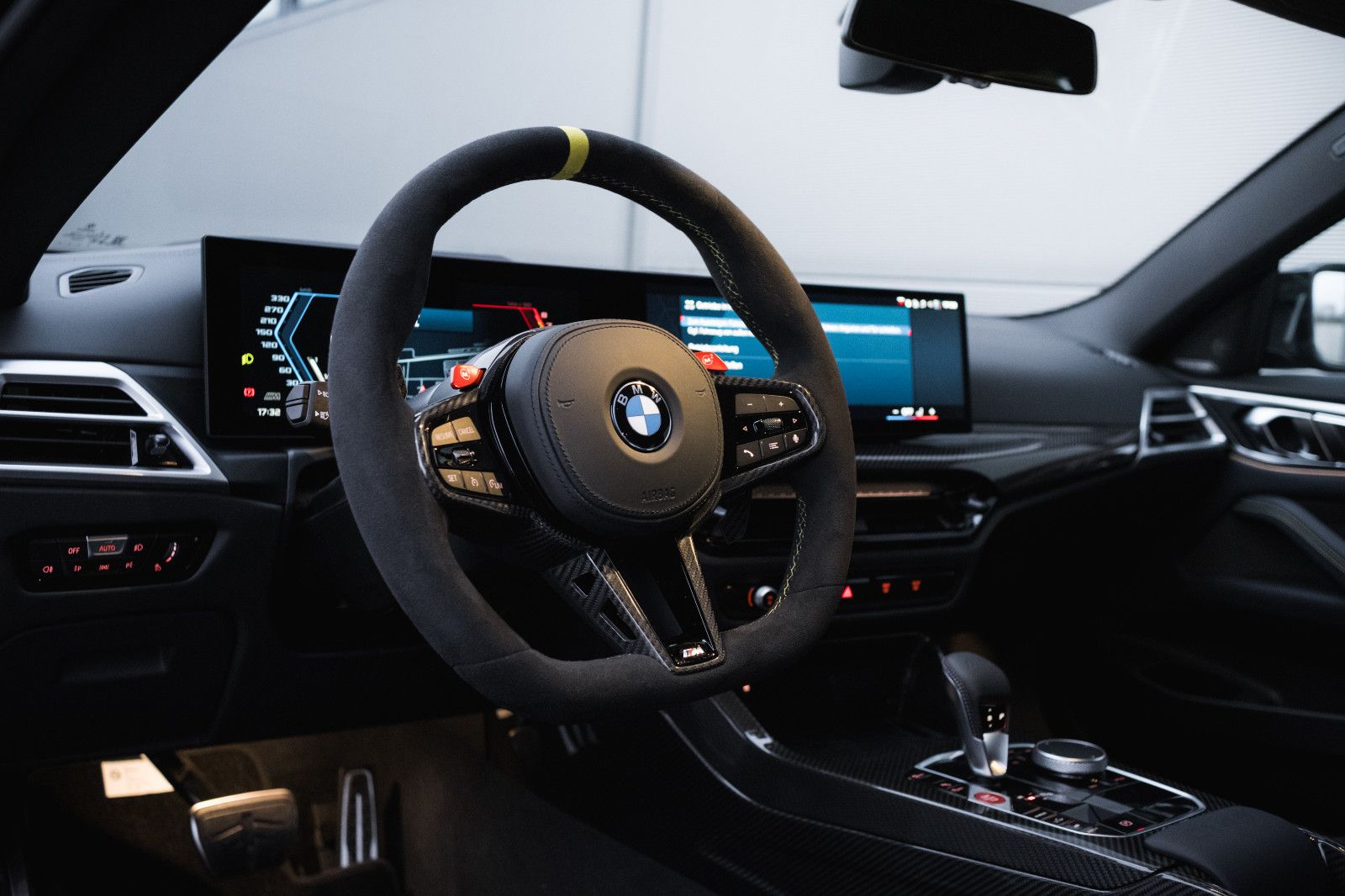 Fahrzeugabbildung BMW M4 Coupe CS "VR 46" - Sonderleder-Keramikbremse