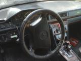 Mercedes-Benz mercedes Kombi S124 T E 280 - Mercedes-Benz E 280 mit LPG-Antrieb