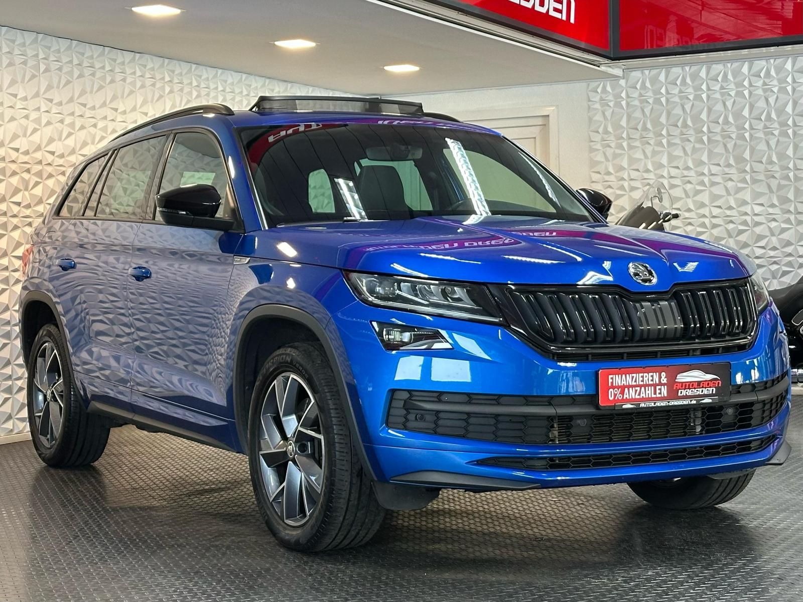 SKODA Kodiaq 2.0TDI SPORTLINE 4x4 LED#AHK#ACC#PANO#CAM - Image 2