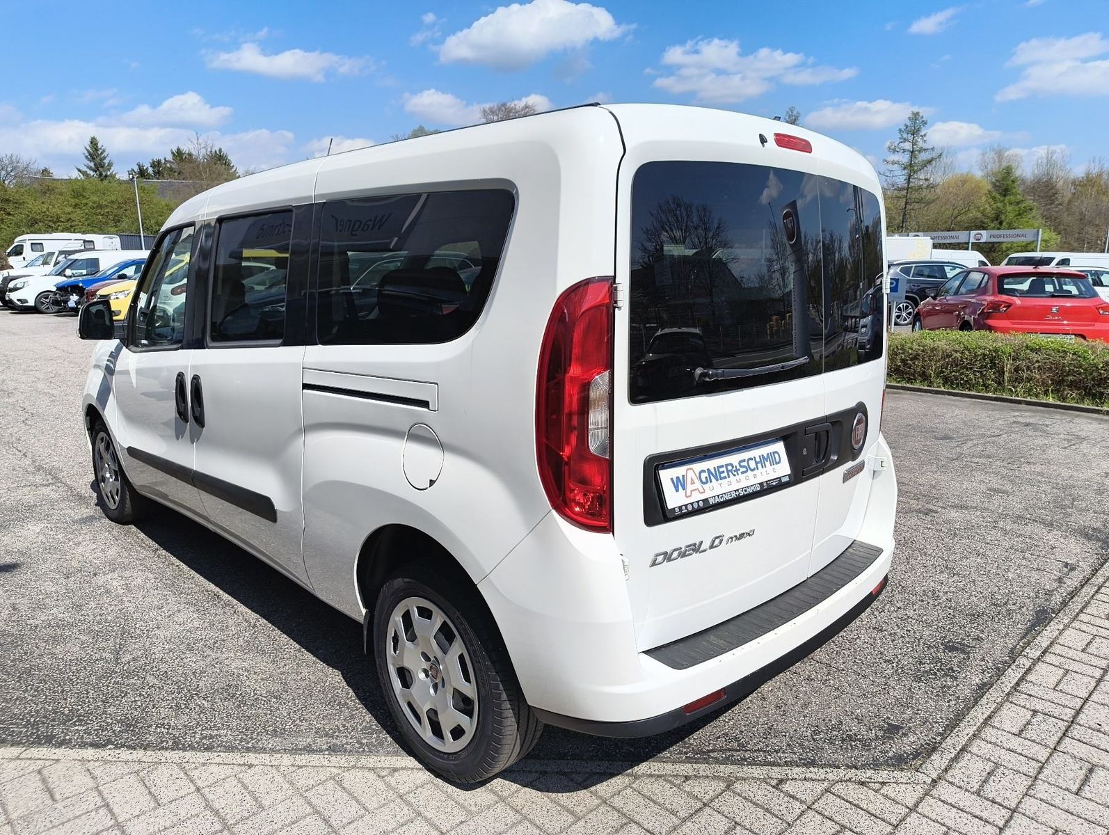 Fahrzeugabbildung Fiat Doblo Kombi Maxi SX 1.6 Mjet