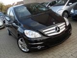 Mercedes-Benz B 180 BlueEFFICIENCY / Anhängerkupplung - Mercedes-Benz: Anhängerkupplung