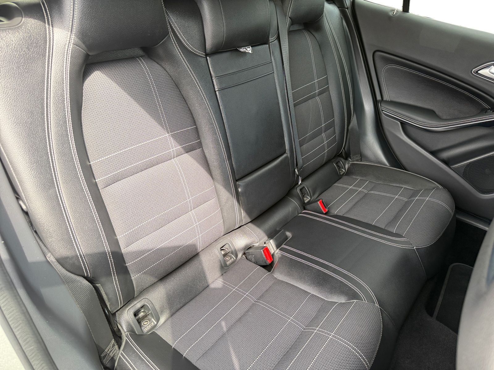 Fahrzeugabbildung Mercedes-Benz GLA 250 Score 4Matic RFK PANO MEMORY