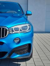 BMW X6/xDrive/40d/HuD/LED/S.Dach/360°/DAB/Std.H/AHK - blaue BMW X6