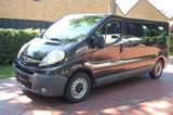 Opel Vivaro Kombi 2.5 CDTI  L2H1 Klima Navi AHK lang - gebrauchte Opel Vivaro aus dem Jahr 2011