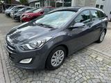 Hyundai i30 cw blue Trend Kamera Pdc Led Navi Automatik - Hyundai i30 Gebrauchtwagen in München
