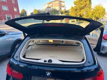 BMW 320 - 4