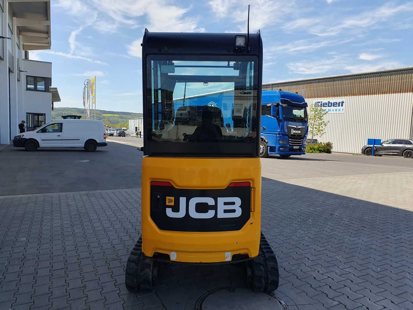 Fahrzeugabbildung JCB 19C-1 / 528h / 2022 / Powertilt / Löffelpaket