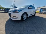 Hyundai i20 1.2 PASSION GARANTIE KLIMA PDC ALU TEMPOMAT - Hyundai i20 in Bochum