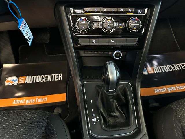 Volkswagen Touran *7 Sitzer*NAV*PANO**3-ZONEN*