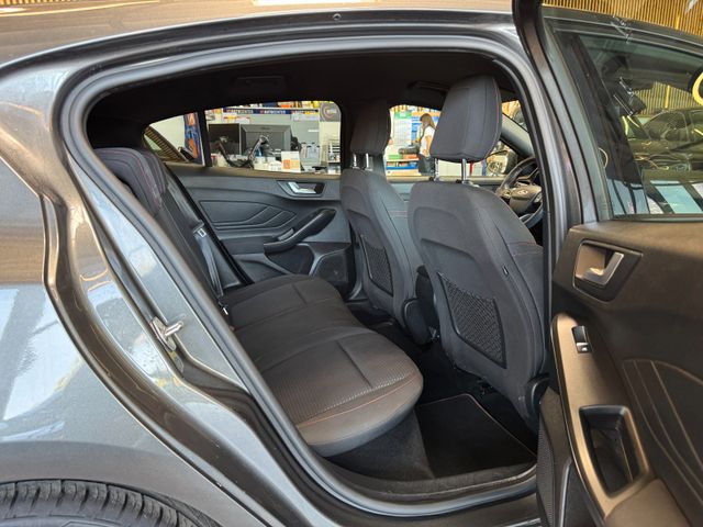 MYAUTOCENTER – Gebraucht- und Jahreswagen mit Werkstattservice in Pfaffenhofen Ford Focus *KEYLES*HEAD-UP*LKHZ*2-ZONEN*ACC*VOLL*