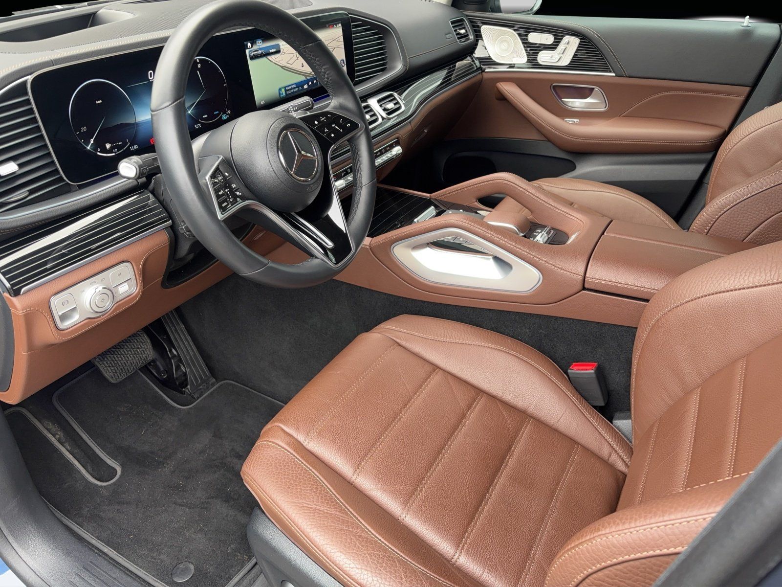 Fahrzeugabbildung Mercedes-Benz GLE 450 d 4M Cpé AMG 4xSHZ E-ABC HUD DISTRO MLED