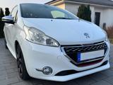 Peugeot 208 1.6 GTi 200 THP GTi in Frostweiß - Peugeot 208 von privat