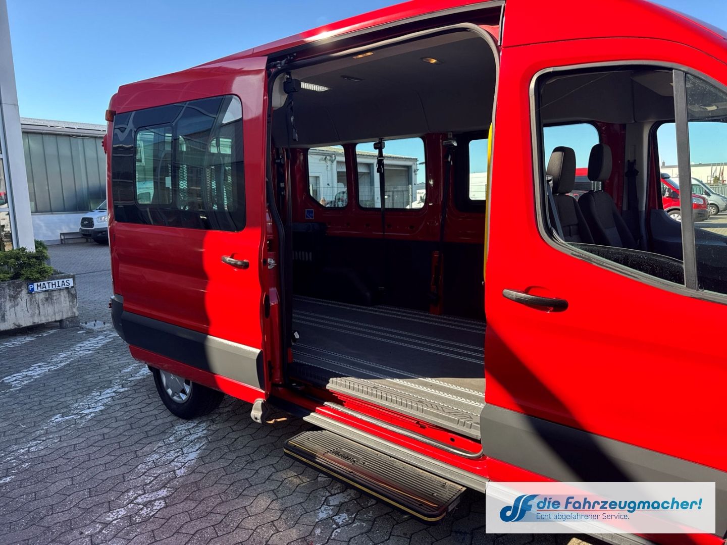 Fahrzeugabbildung Ford Transit Kombi 350 L3 Trend Temp *2641