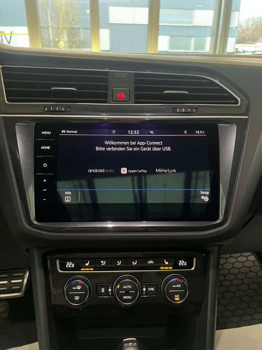 Fahrzeugabbildung Volkswagen Tiguan 2.0TDI DSG Highline 4Motion R line 239PS
