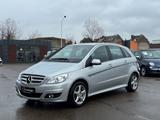 Mercedes-Benz B 180 Autotronic SHZ/PDC/HU/Service neu - gebrauchte Mercedes-Benz B-Klasse aus dem Jahr 2011