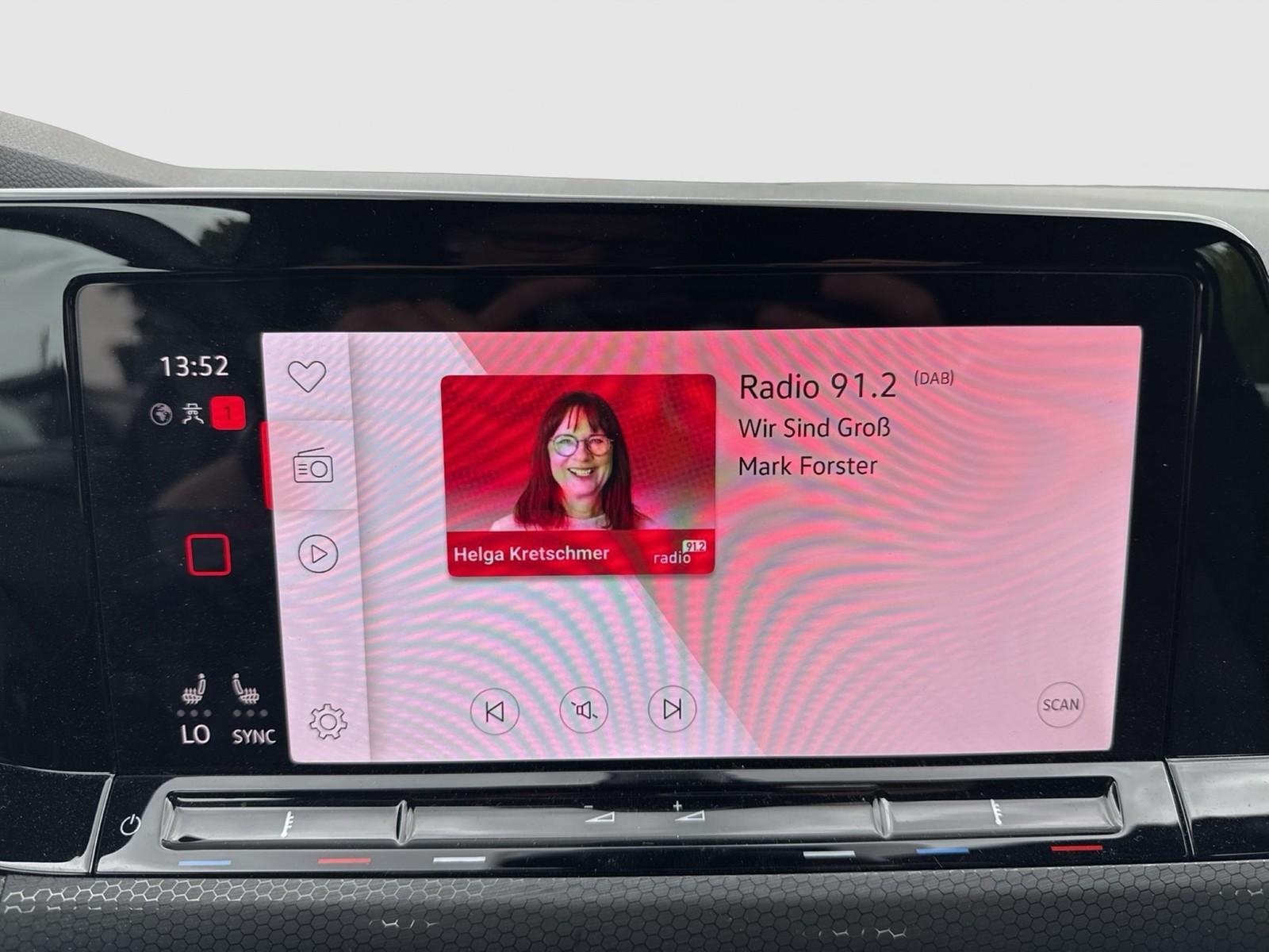 Volkswagen Golf 2.0 GTI LED+ CARPLAY SITZHEIZUNG, миниатюра 9