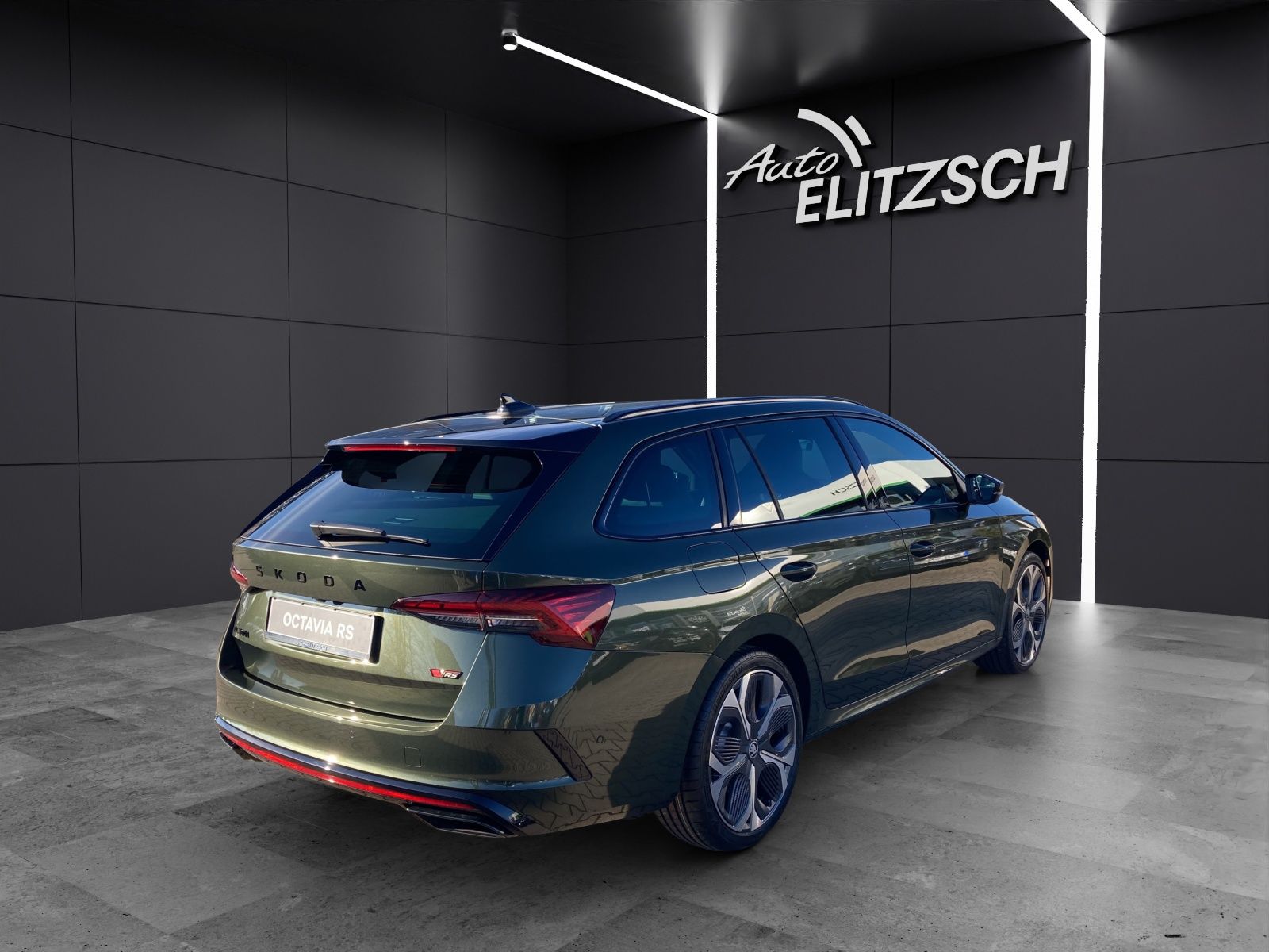 Fahrzeugabbildung SKODA Octavia Combi RS 2.0 TSI DSG Matrix LED, Navi, D