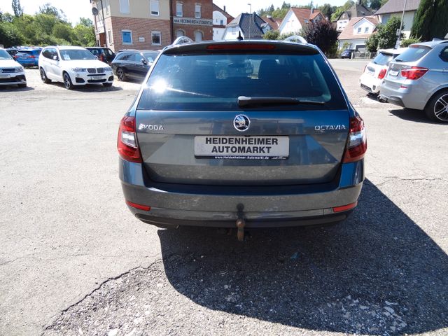 Fahrzeugabbildung Skoda Octavia Combi Style/DSG/AHK/KAM/SitzH/1.Hd/