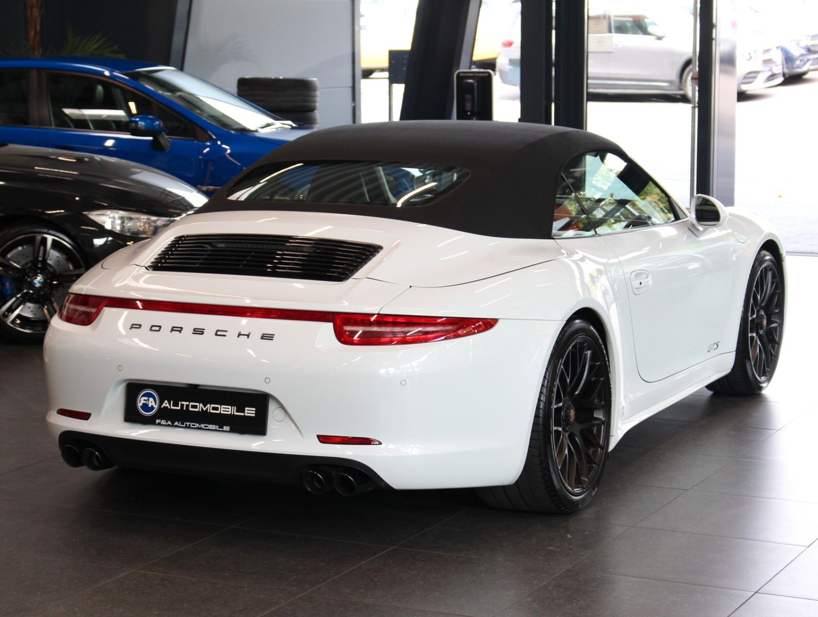 Fahrzeugabbildung Porsche 991 4 GTS Cabrio*Sport Chrono*Carbon*Burmester