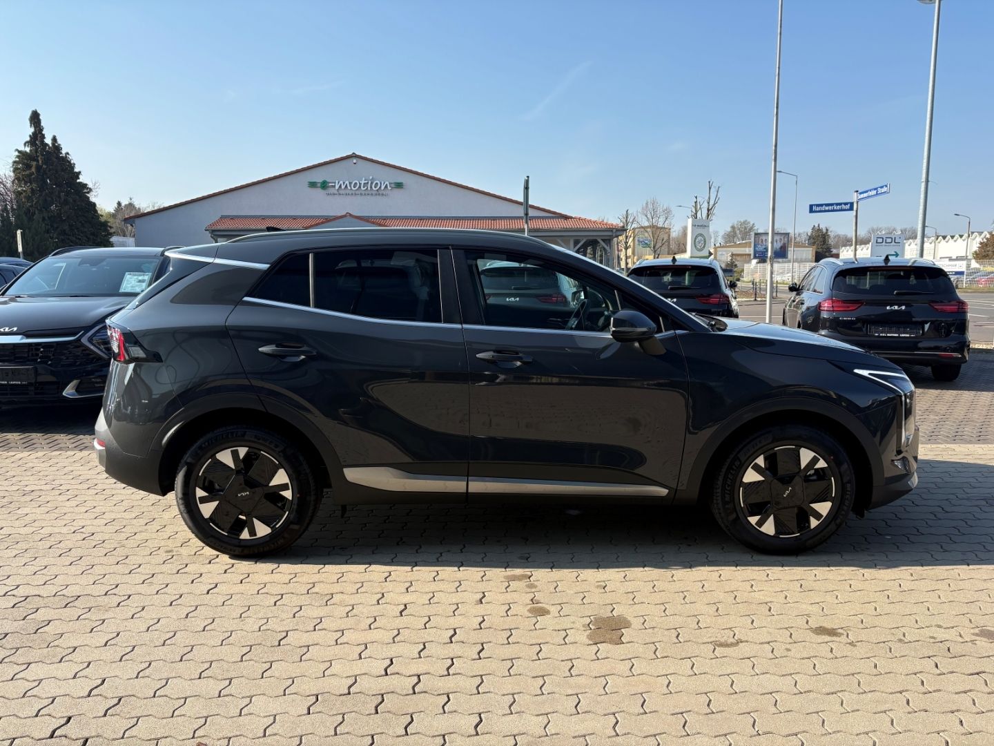 Fahrzeugabbildung Kia Sportage Vision Sitzheiz. v/h P1 Navi Digitales