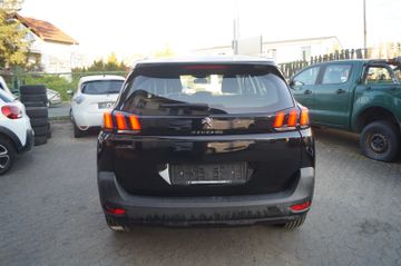 Peugeot 5008 - 5