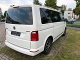 Volkswagen T6 Multivan 2.0 TDI Highline Gen. Six 4 Motion - VW T6 Multivan Gebrauchtwagen in Leipzig
